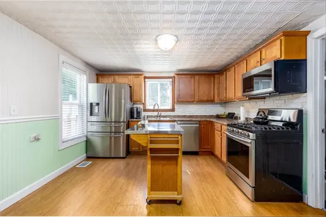 602 Granite Street Manchester NH 03102