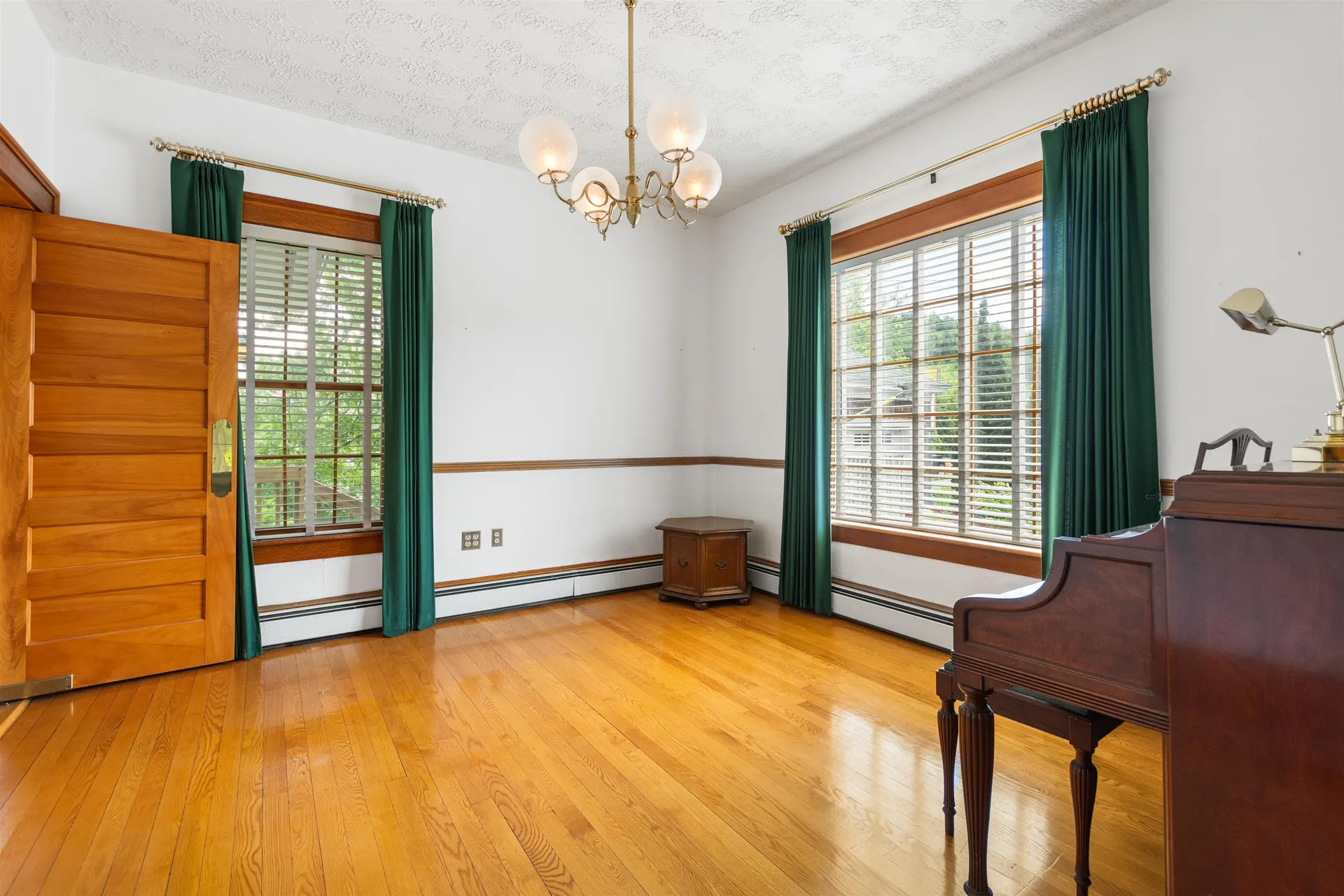10 Monadnock Street Colebrook NH 03576
