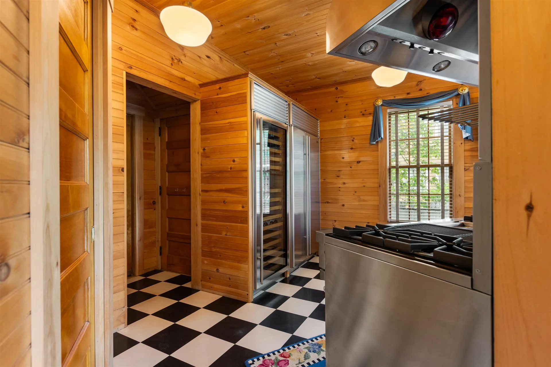 10 Monadnock Street Colebrook NH 03576