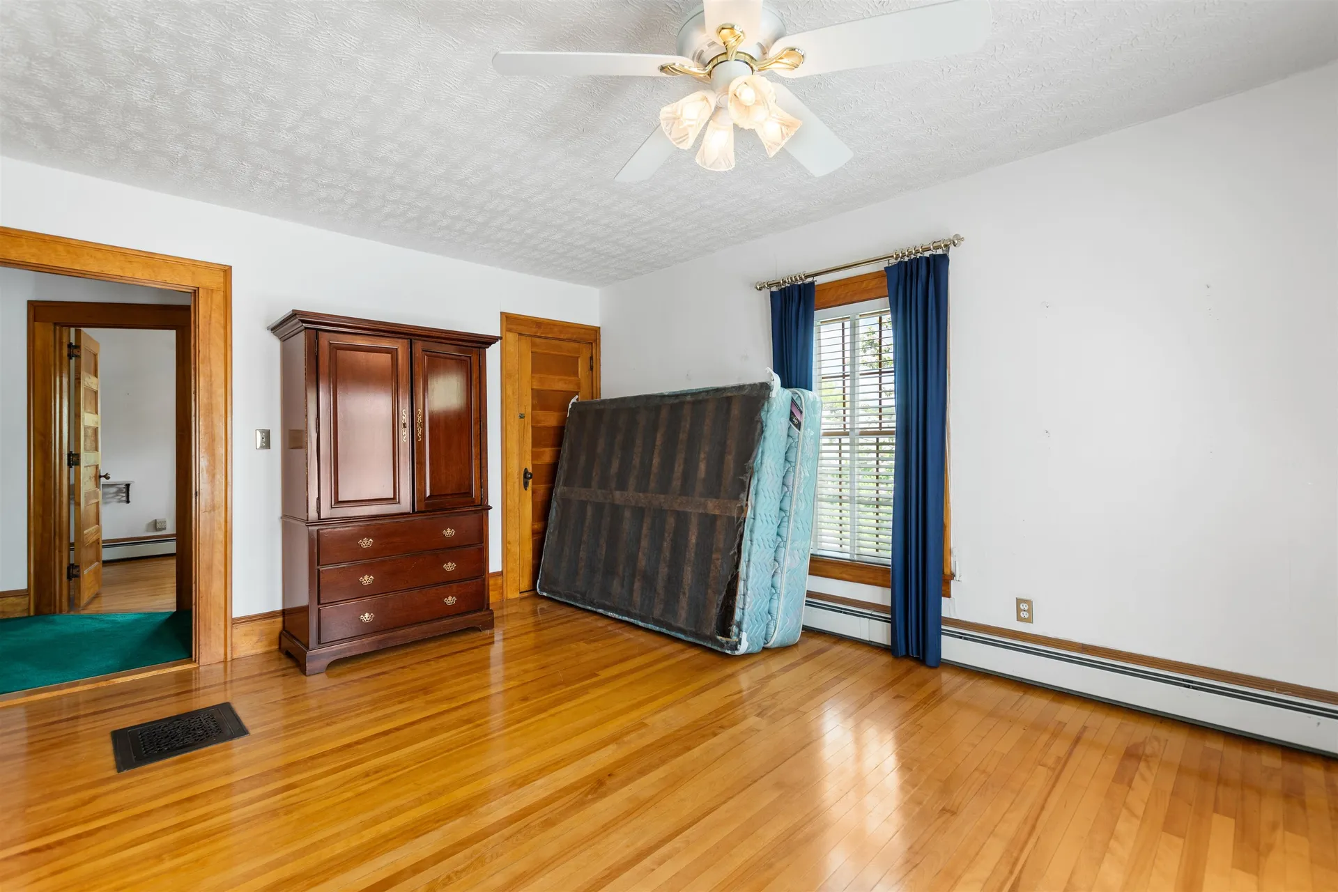 10 Monadnock Street Colebrook NH 03576