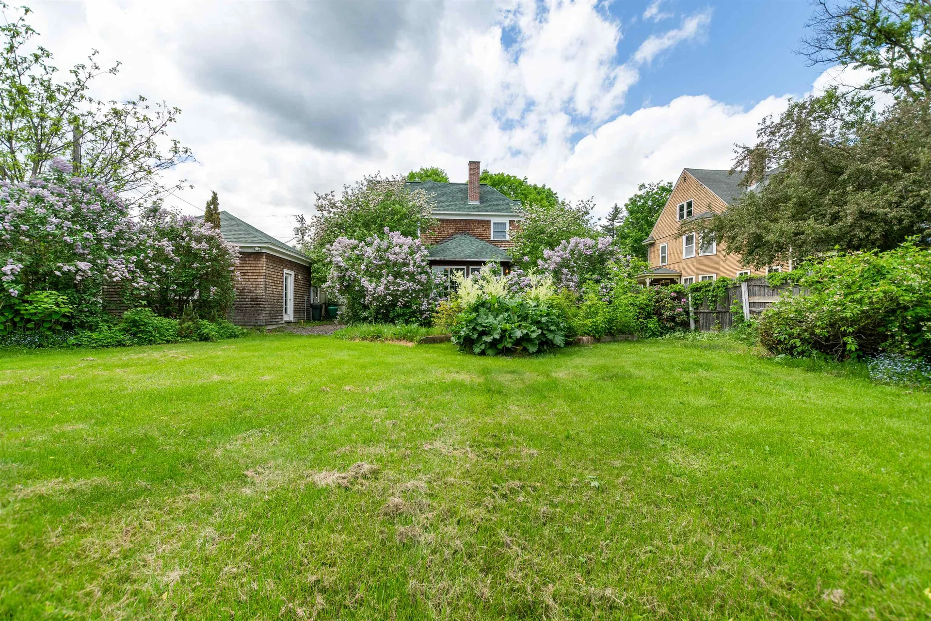 10 Monadnock Street Colebrook NH 03576