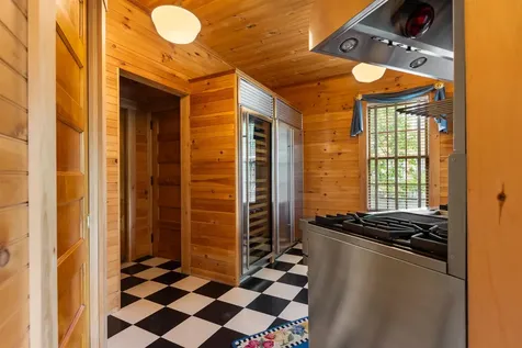 10 Monadnock Street Colebrook NH 03576