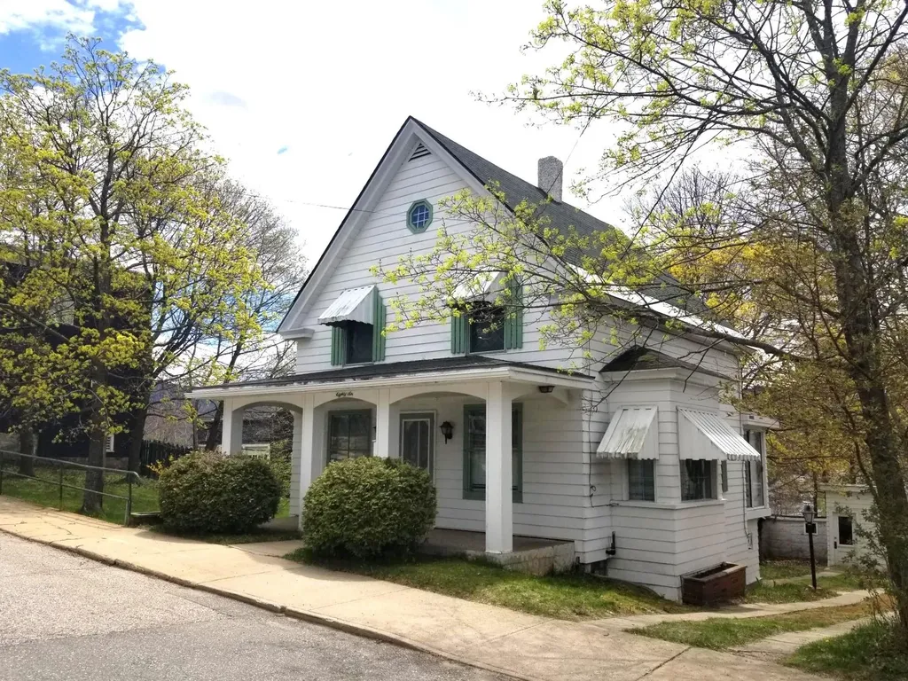 86 Elm Street Berlin NH 03570