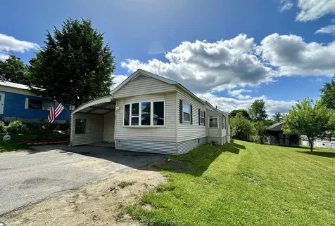 22 Madison Place Claremont NH 03743