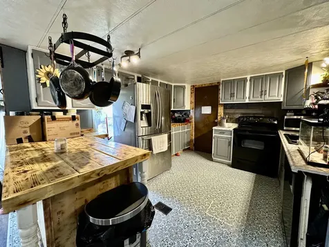 22 Madison Place Claremont NH 03743
