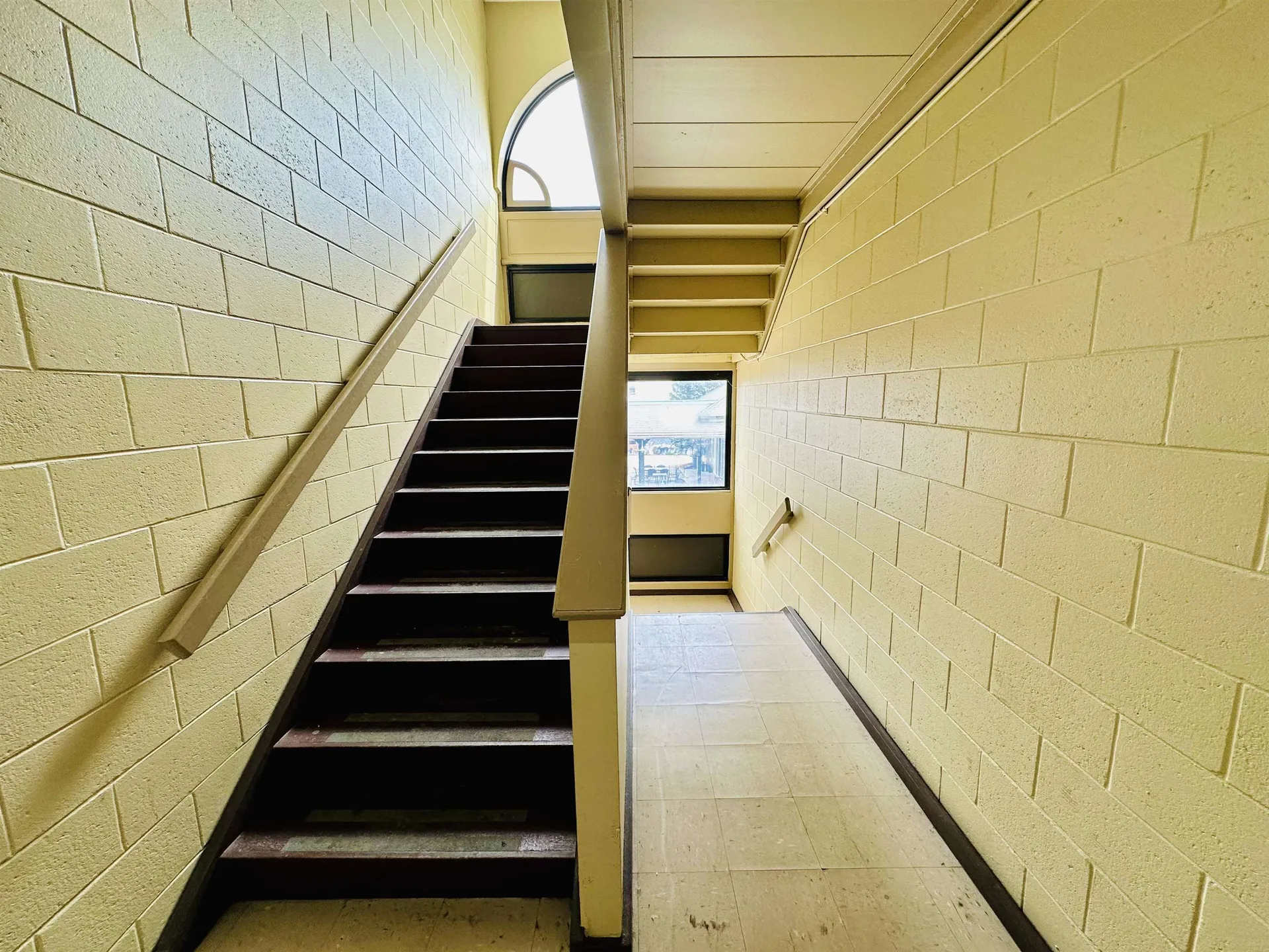 6 West Broadway Street Derry NH 03038