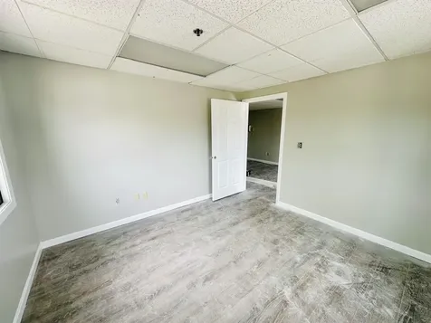 6 West Broadway Street Derry NH 03038