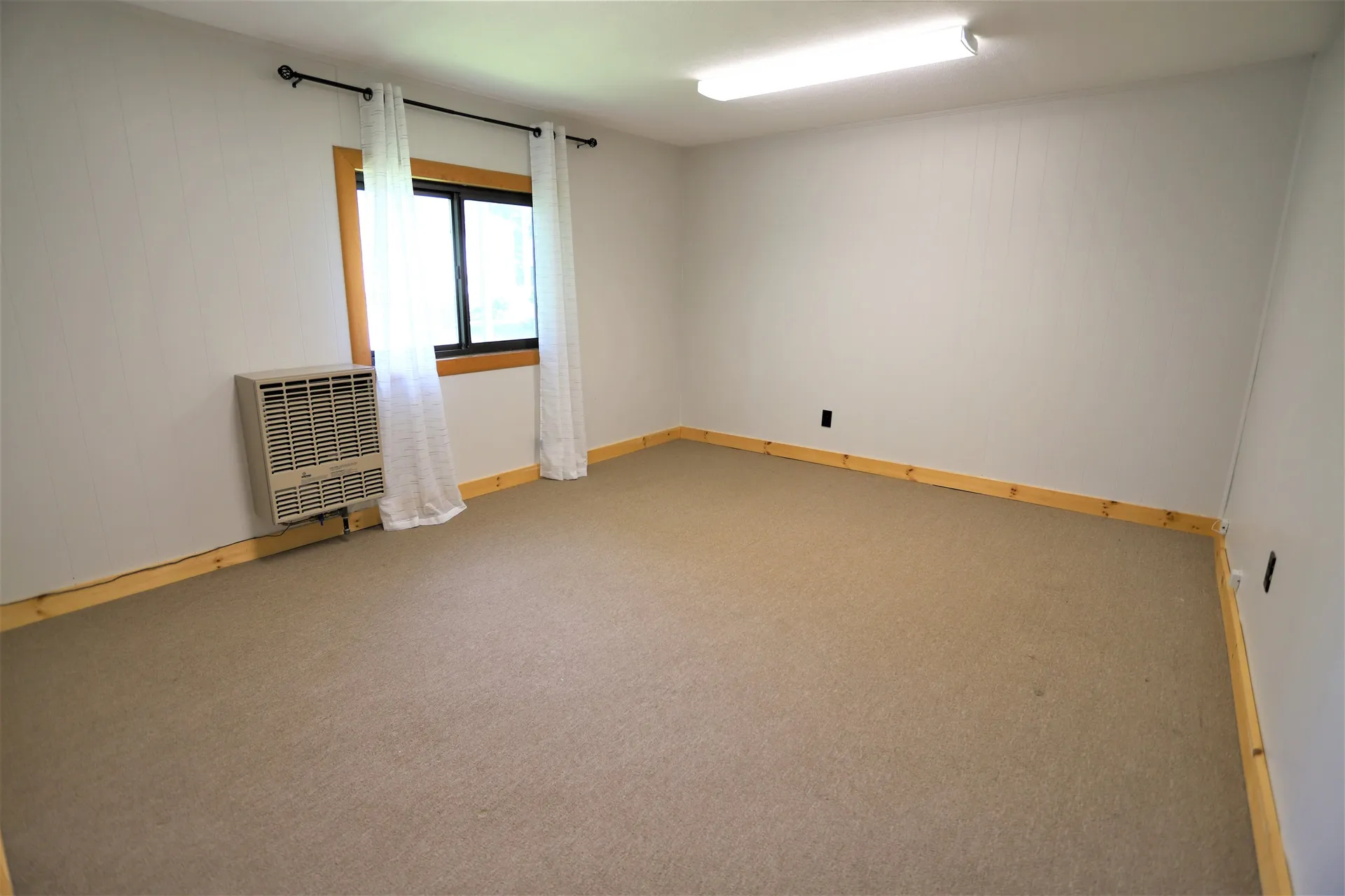 15 Taylor Street Newport City VT 05855