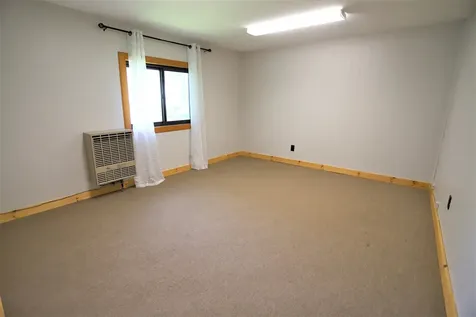 15 Taylor Street Newport City VT 05855