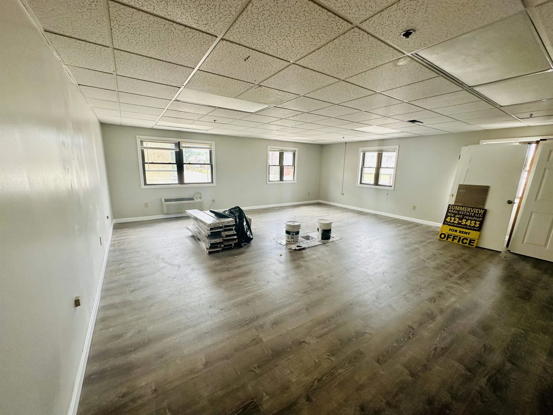 6 West Broadway Street Derry NH 03038