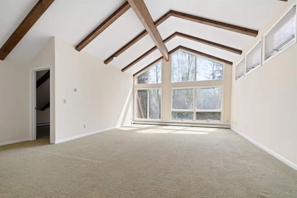 11 Walton Heath Drive Grantham NH 03753