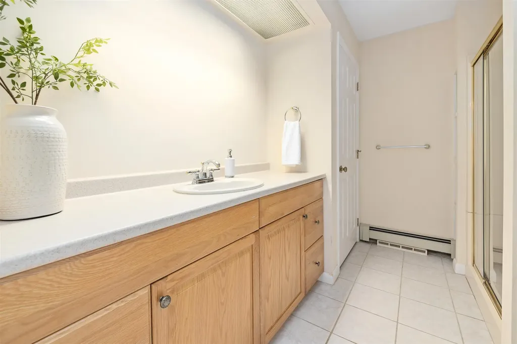 11 Walton Heath Drive Grantham NH 03753