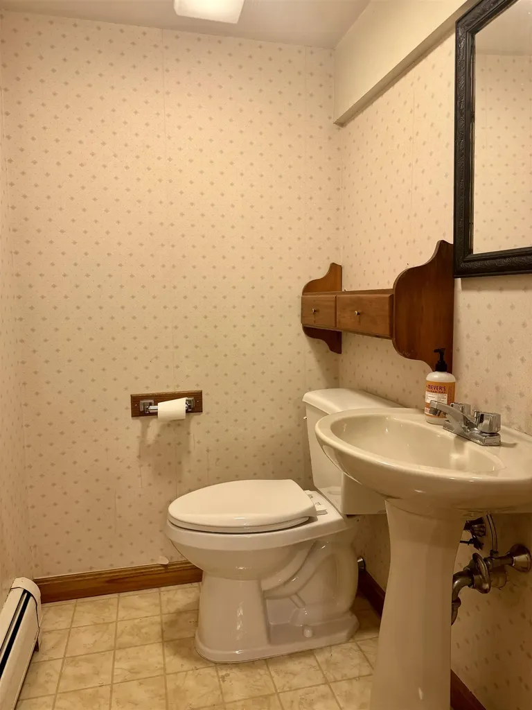 37 Wilson Avenue Concord NH 03301