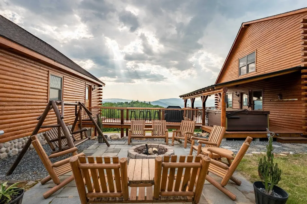 97 Cindy's Lane Campton NH 03223