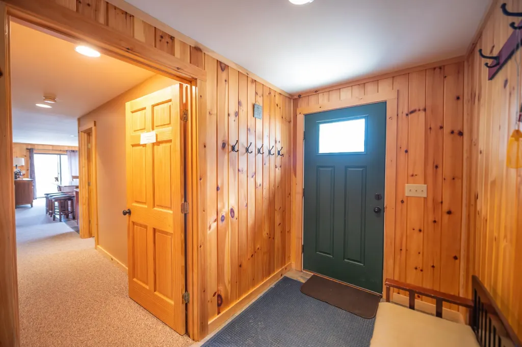 38 Bears Den Road Dover VT 05356