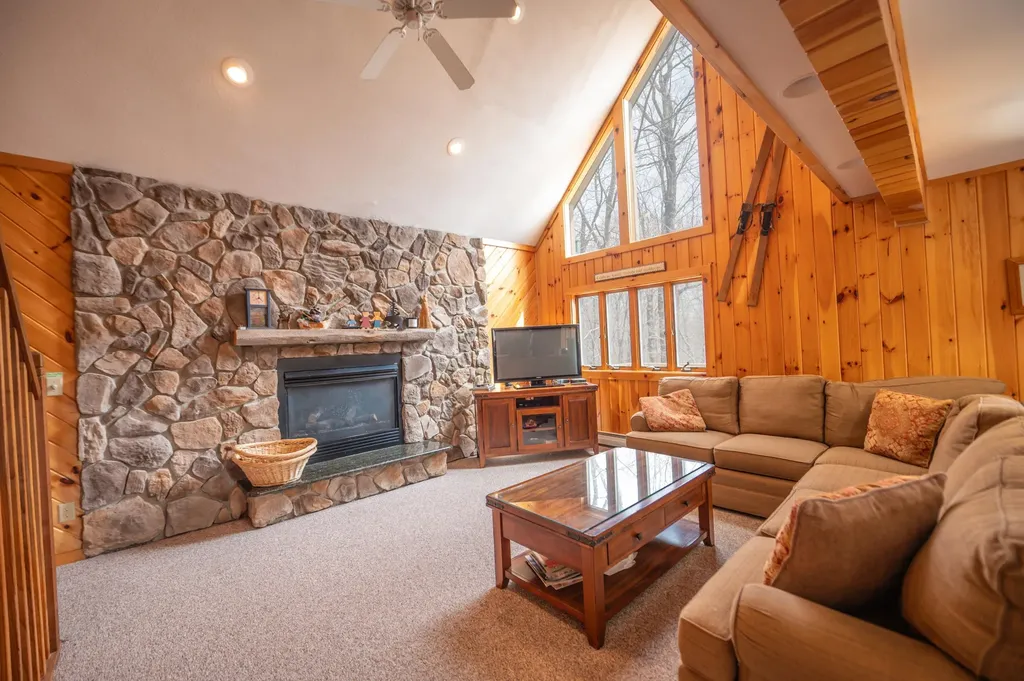 38 Bears Den Road Dover VT 05356