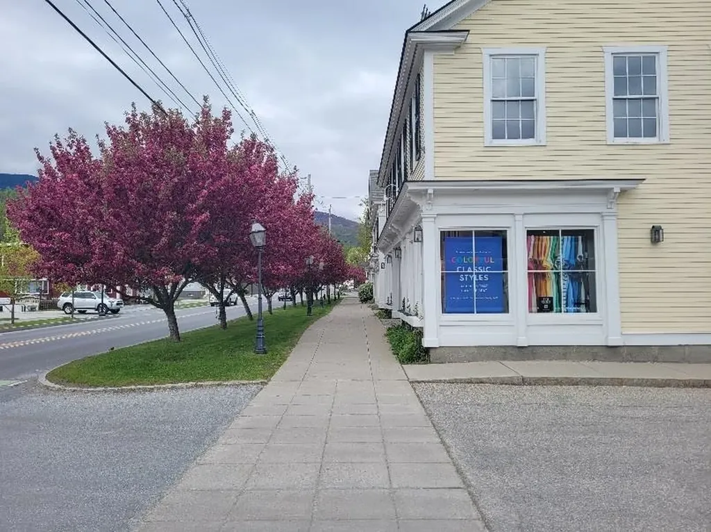 321 Depot Street Manchester VT 05255