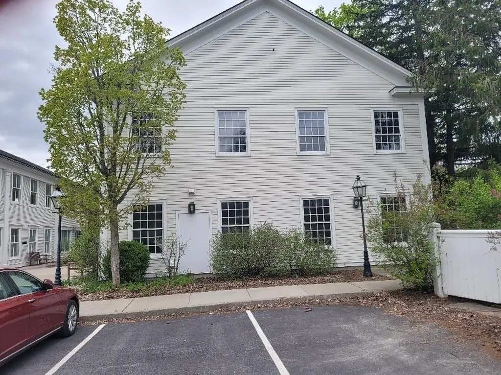 321 Depot Street Manchester VT 05255