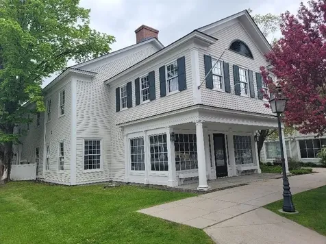 321 Depot Street Manchester VT 05255