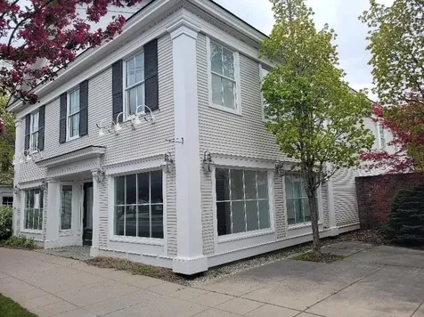 321 Depot Street Manchester VT 05255