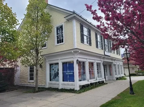 321 Depot Street Manchester VT 05255