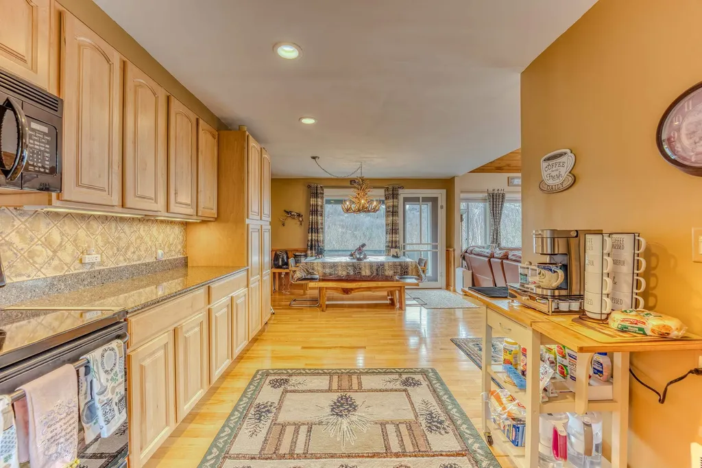 34 Ravine Lane Lincoln NH 03251