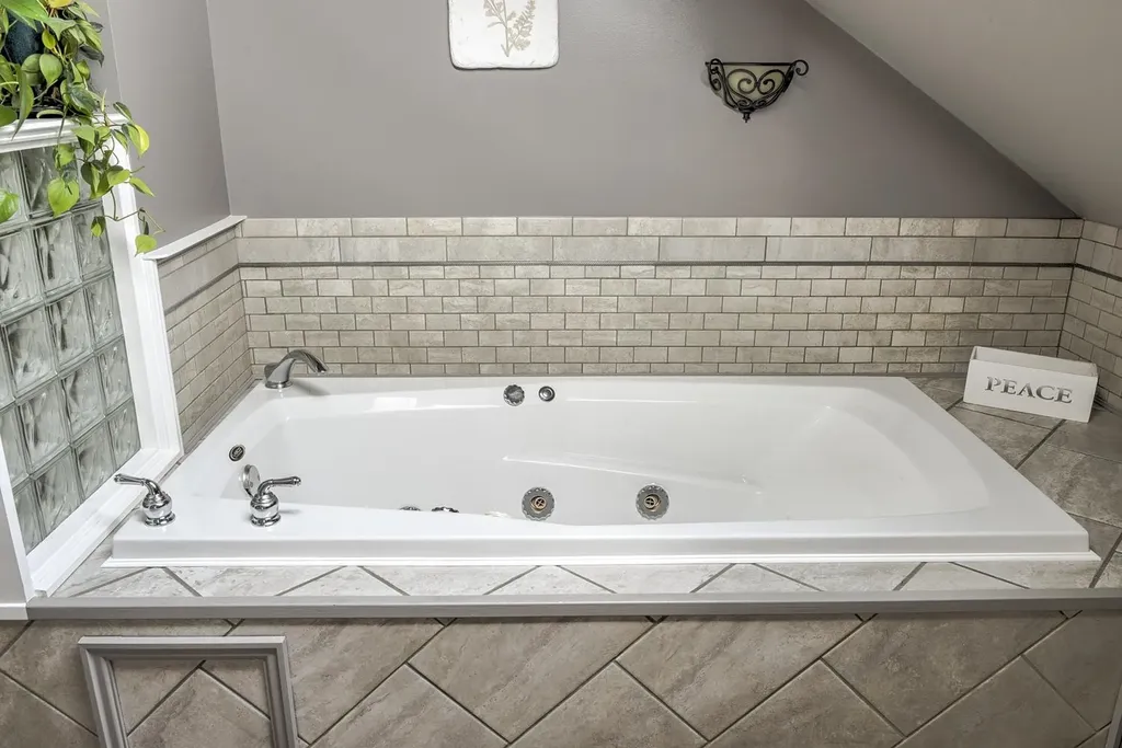 92 Back Ashuelot Road Winchester NH 03470
