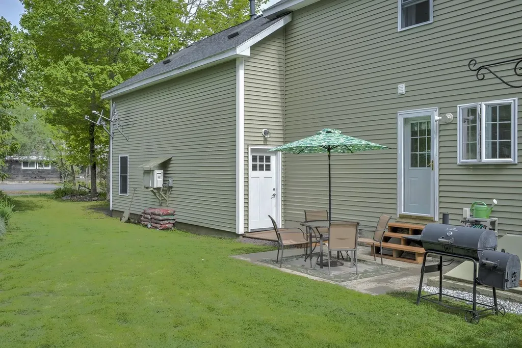 92 Back Ashuelot Road Winchester NH 03470