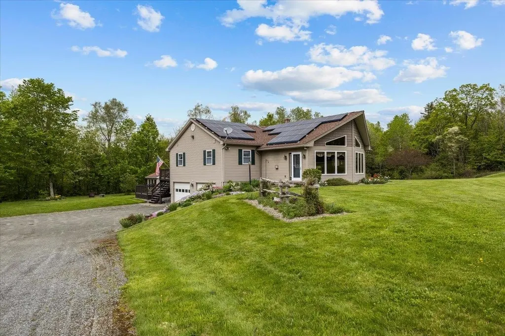 348 Maple Ridge Coventry VT 05825