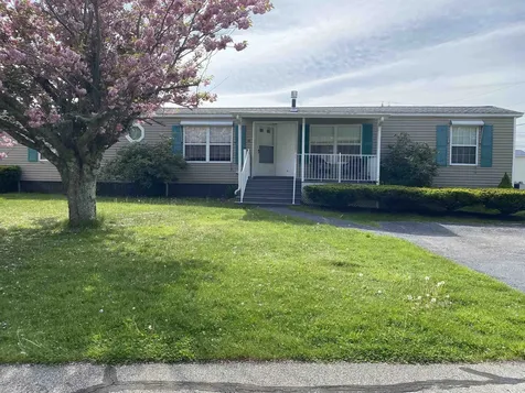 18 Blueberry Lane Seabrook NH 03874
