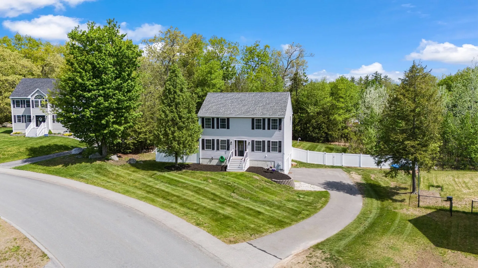 39 Waterford Drive Sandown NH 03873