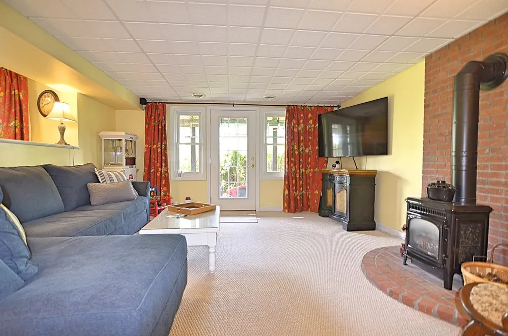 55 Pasquaney Lane Bridgewater NH 03222