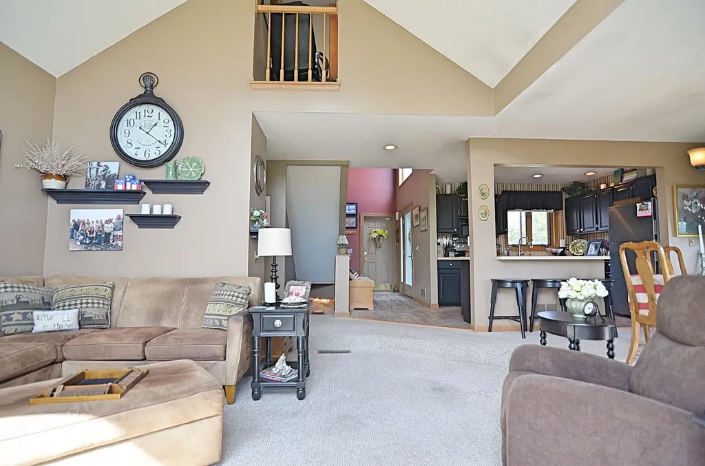 55 Pasquaney Lane Bridgewater NH 03222