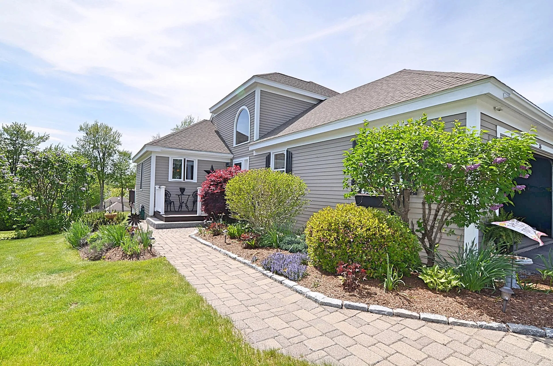 55 Pasquaney Lane Bridgewater NH 03222