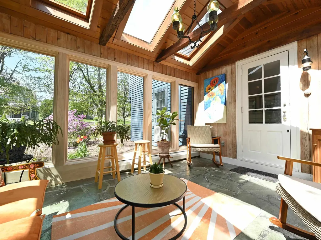 180 Grove Street Rutland City VT 05701