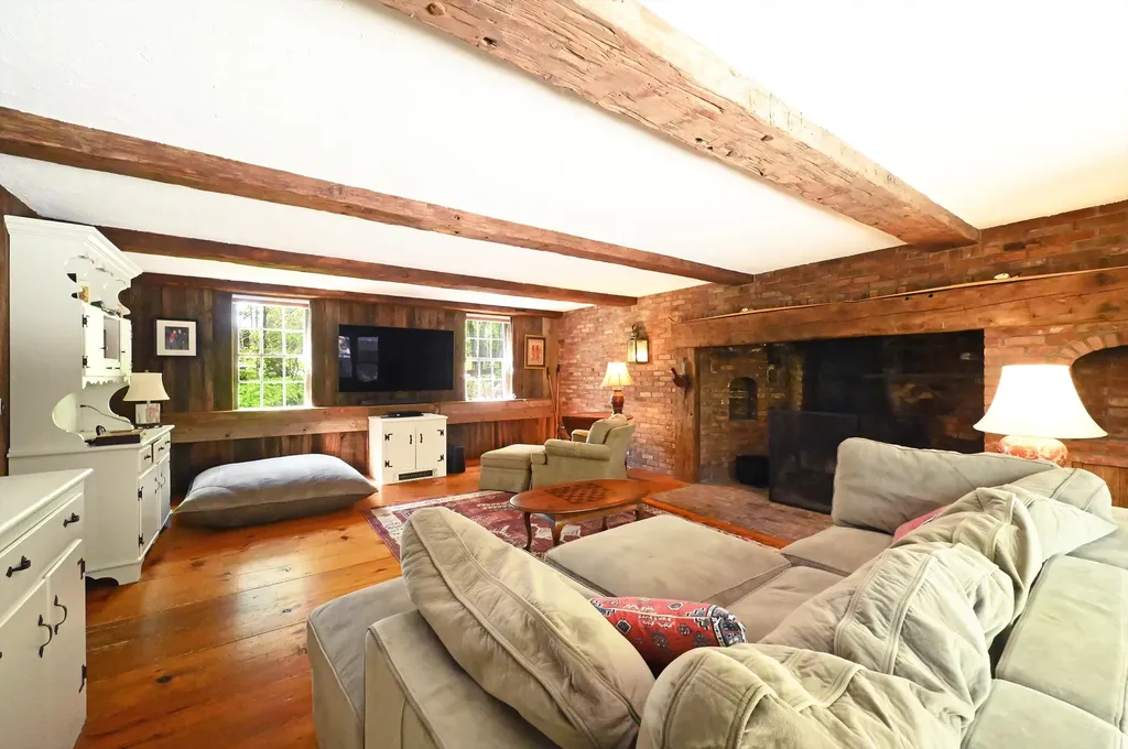 180 Grove Street Rutland City VT 05701