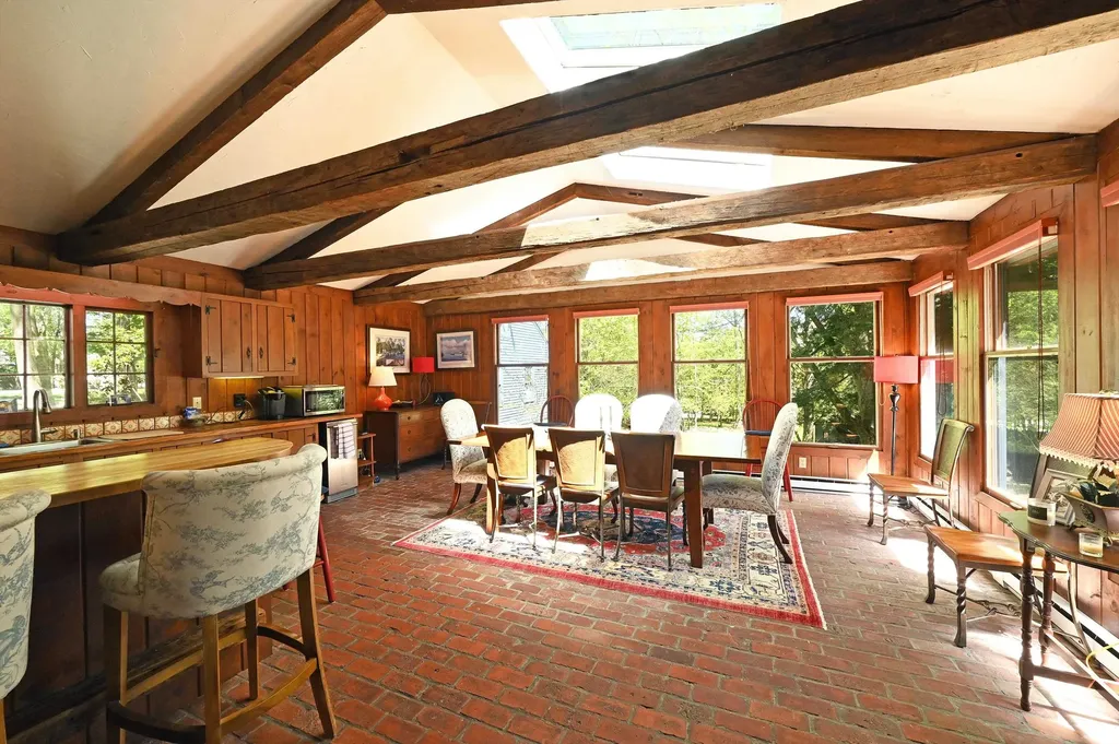 180 Grove Street Rutland City VT 05701