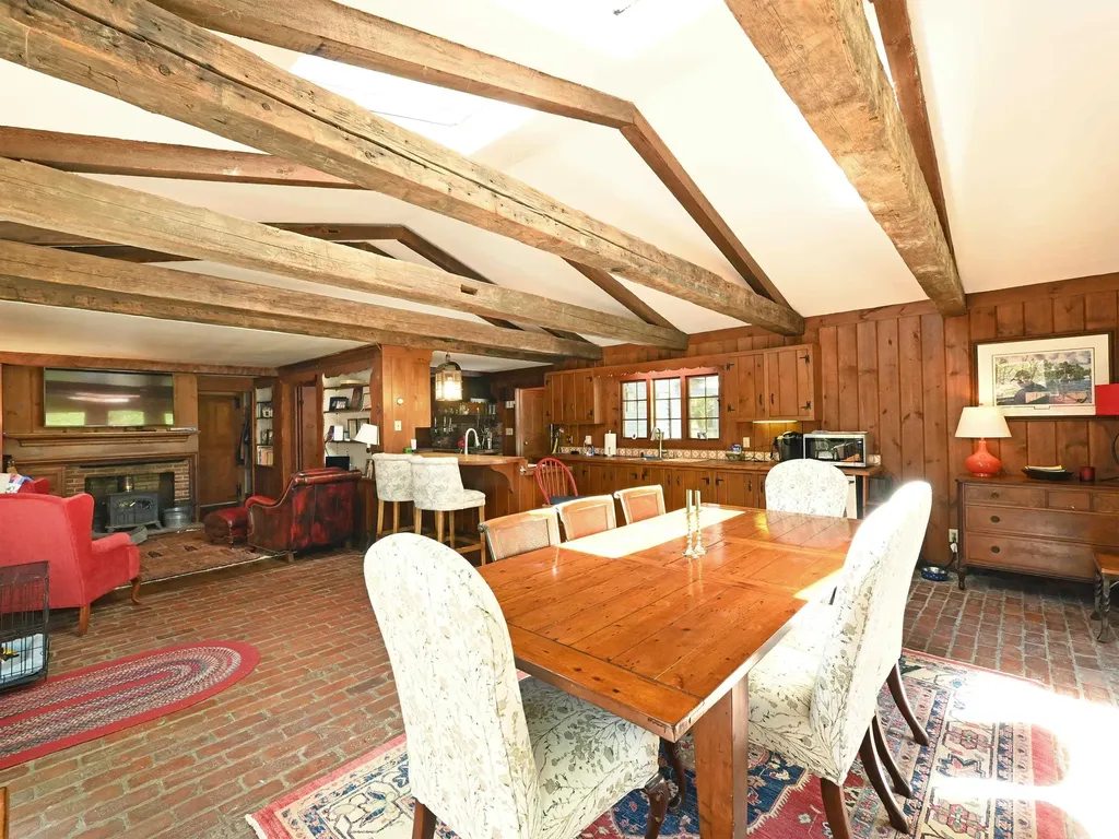 180 Grove Street Rutland City VT 05701