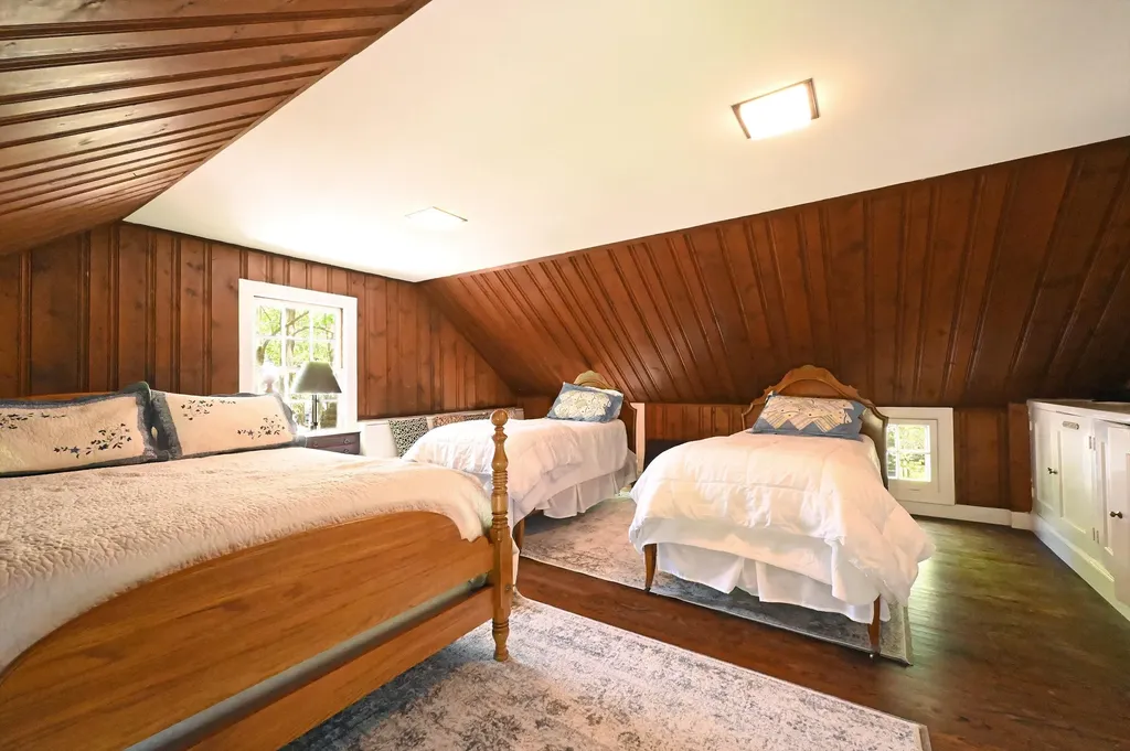 180 Grove Street Rutland City VT 05701