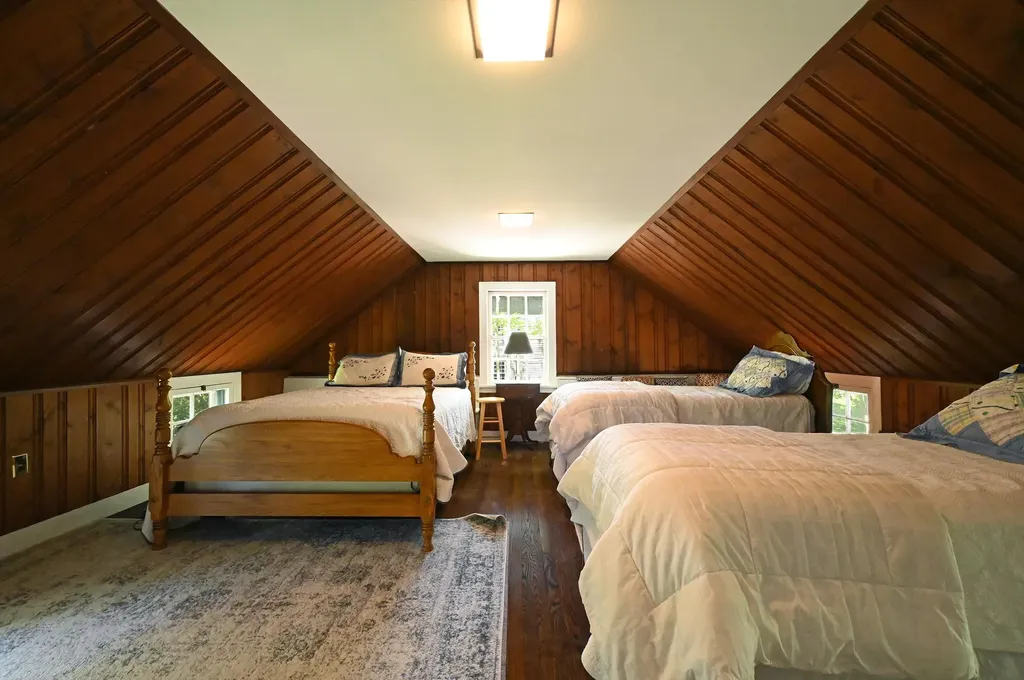 180 Grove Street Rutland City VT 05701