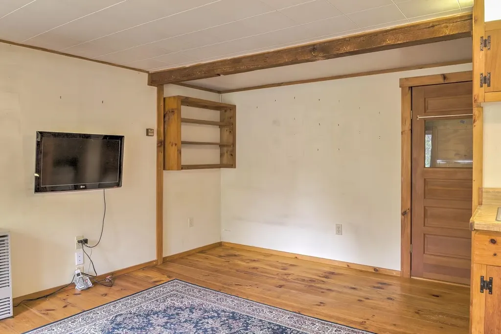 59 Troy Road Marlborough NH 03455