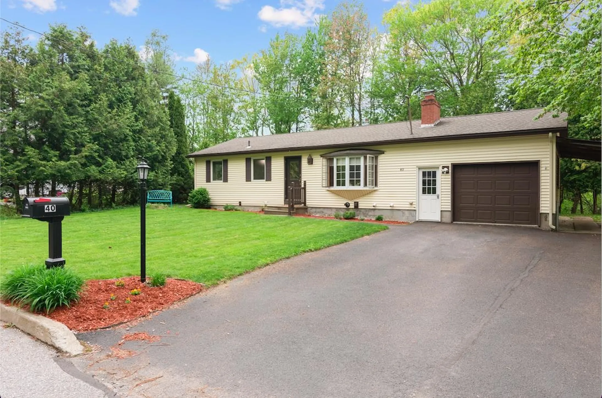 40 Hilltop Court Colchester VT 05446