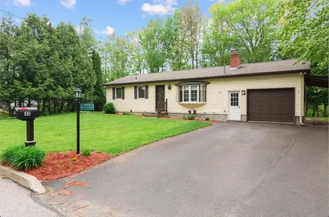 40 Hilltop Court Colchester VT 05446