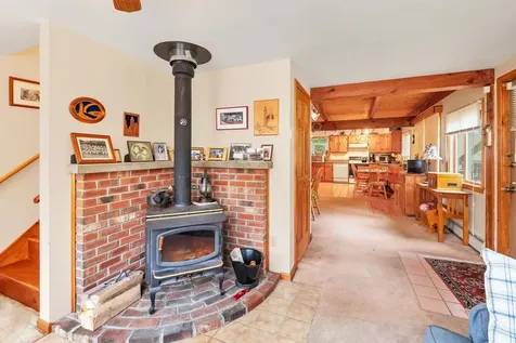 28 Shelburne Lane Barnstead NH 03218