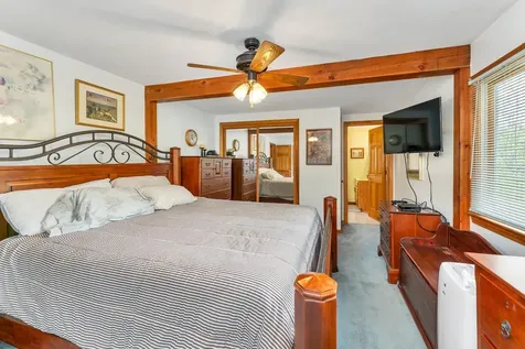 28 Shelburne Lane Barnstead NH 03218
