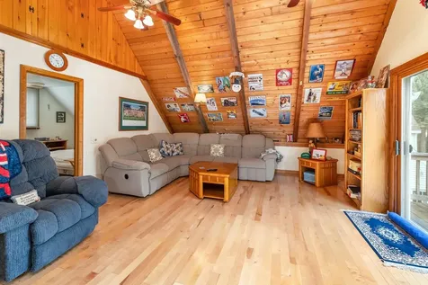 28 Shelburne Lane Barnstead NH 03218