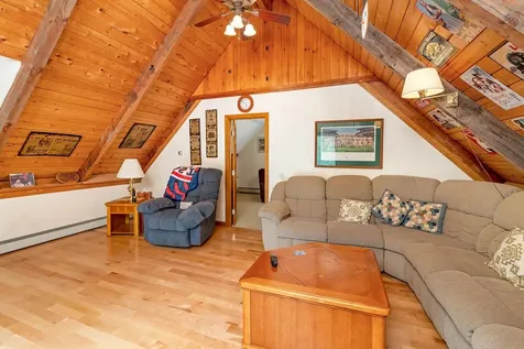 28 Shelburne Lane Barnstead NH 03218