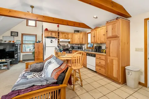 28 Shelburne Lane Barnstead NH 03218