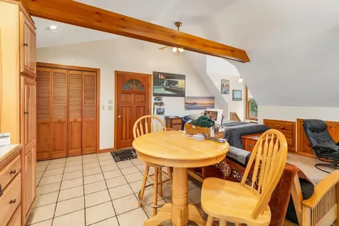 28 Shelburne Lane Barnstead NH 03218