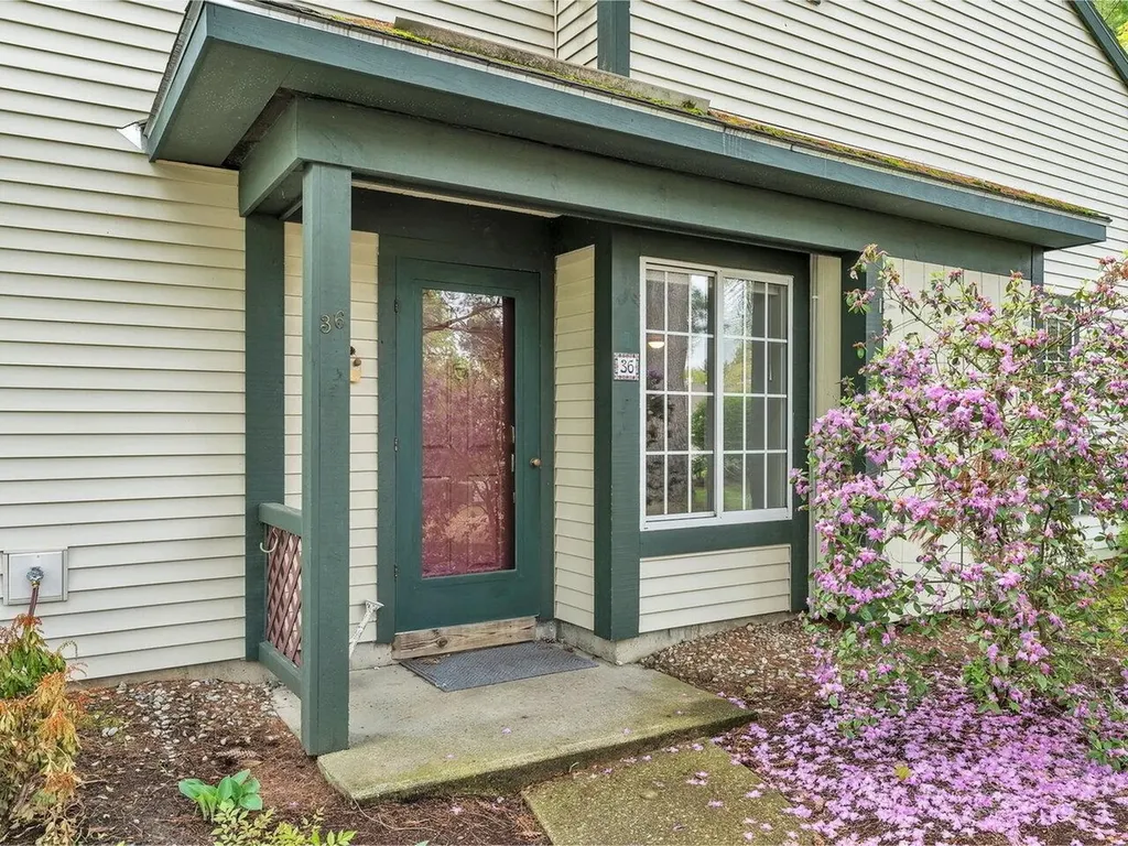 36 Lake Forest Drive Burlington VT 05401